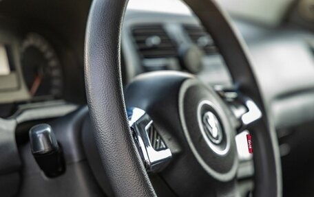Volkswagen Polo VI (EU Market), 2013 год, 798 000 рублей, 25 фотография