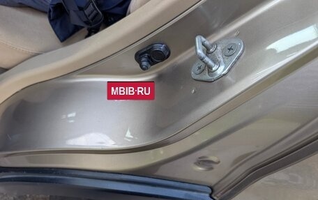 Honda CR-V II рестайлинг, 2005 год, 925 000 рублей, 17 фотография