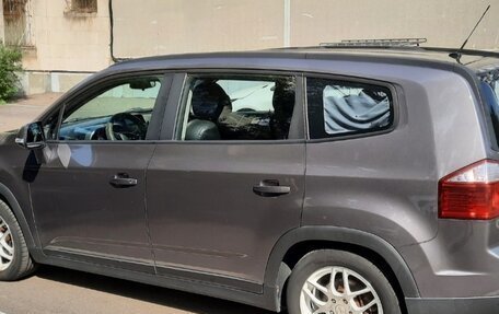 Chevrolet Orlando I, 2013 год, 750 000 рублей, 4 фотография