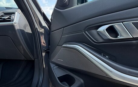 BMW 3 серия, 2019 год, 3 950 000 рублей, 9 фотография