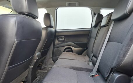 Peugeot 4007, 2011 год, 880 000 рублей, 11 фотография