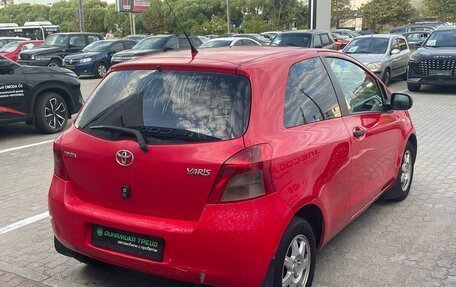 Toyota Yaris III рестайлинг, 2007 год, 388 000 рублей, 6 фотография