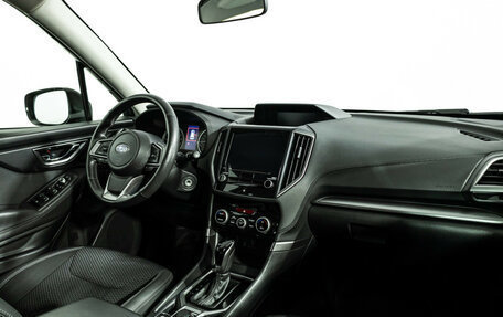 Subaru Forester, 2020 год, 2 400 000 рублей, 9 фотография