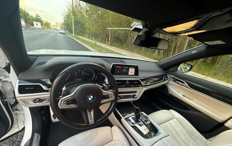 BMW 7 серия, 2018 год, 3 450 000 рублей, 13 фотография