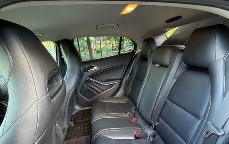 Mercedes-Benz GLA, 2014 год, 1 750 000 рублей, 11 фотография