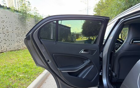 Mercedes-Benz GLA, 2014 год, 1 750 000 рублей, 16 фотография