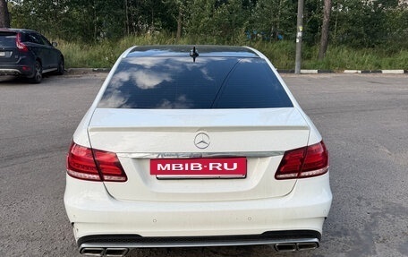 Mercedes-Benz E-Класс, 2015 год, 2 420 000 рублей, 3 фотография