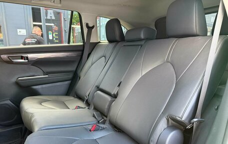 Toyota Highlander, 2026 год, 5 070 000 рублей, 24 фотография