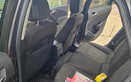 Opel Astra J, 2012 год, 780 000 рублей, 11 фотография
