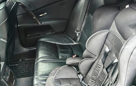 BMW 5 серия, 2004 год, 1 000 000 рублей, 4 фотография
