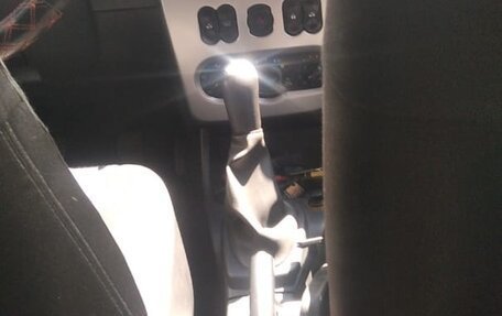 Renault Logan I, 2010 год, 375 000 рублей, 8 фотография