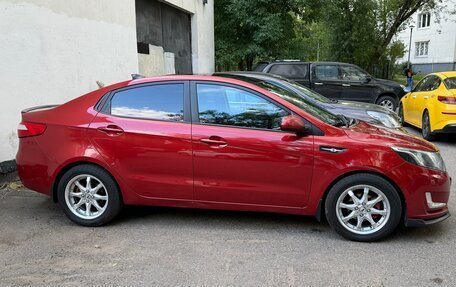 KIA Rio III рестайлинг, 2011 год, 900 000 рублей, 4 фотография