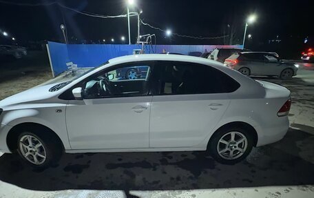Volkswagen Polo VI (EU Market), 2013 год, 690 000 рублей, 2 фотография