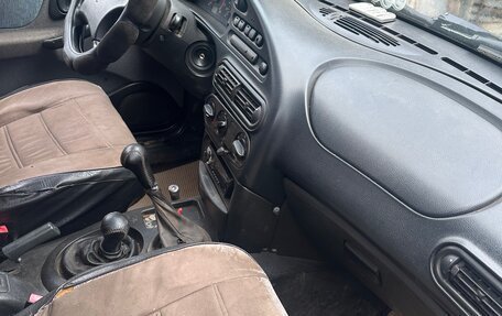Chevrolet Niva I рестайлинг, 2005 год, 230 000 рублей, 5 фотография