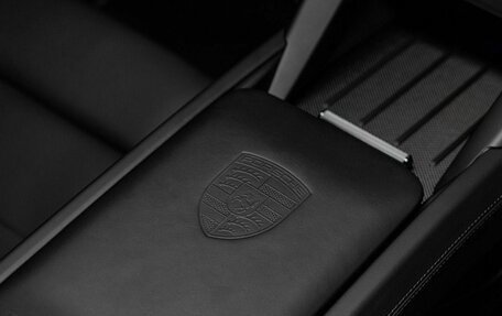 Porsche Cayenne, 2026 год, 27 000 000 рублей, 33 фотография