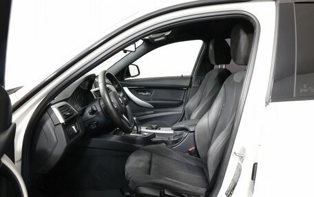 BMW 3 серия, 2017 год, 1 930 500 рублей, 11 фотография
