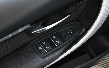 BMW 3 серия, 2017 год, 1 930 500 рублей, 18 фотография