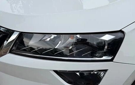 Skoda Karoq I, 2023 год, 1 750 000 рублей, 9 фотография