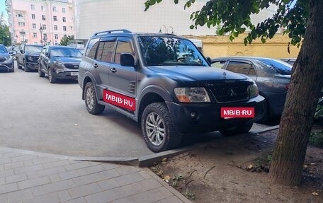 Mitsubishi Pajero III рестайлинг, 2003 год, 700 000 рублей, 3 фотография