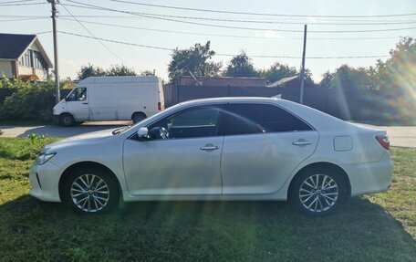 Toyota Camry, 2017 год, 1 670 000 рублей, 8 фотография