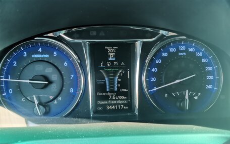 Toyota Camry, 2017 год, 1 670 000 рублей, 17 фотография