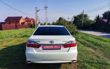 Toyota Camry, 2017 год, 1 670 000 рублей, 6 фотография