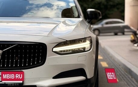 Volvo V90 Cross Country I рестайлинг, 2017 год, 3 300 000 рублей, 2 фотография