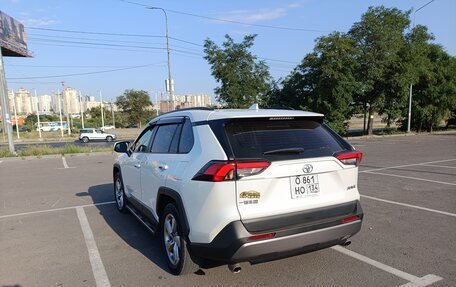 Toyota RAV4, 2022 год, 3 599 999 рублей, 6 фотография