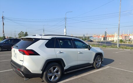 Toyota RAV4, 2022 год, 3 599 999 рублей, 9 фотография