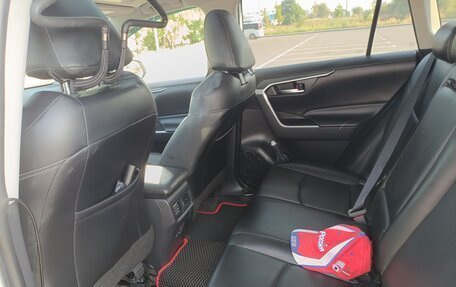 Toyota RAV4, 2022 год, 3 599 999 рублей, 20 фотография