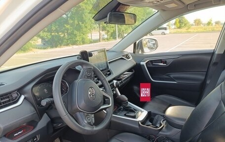 Toyota RAV4, 2022 год, 3 599 999 рублей, 21 фотография