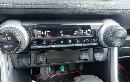 Toyota RAV4, 2022 год, 3 599 999 рублей, 36 фотография