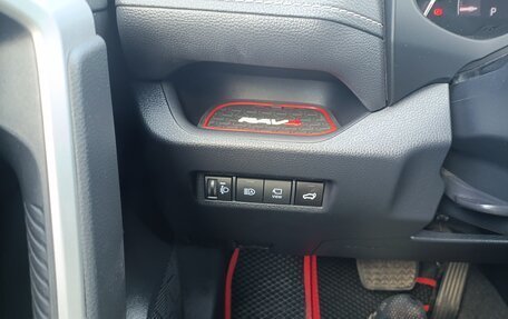 Toyota RAV4, 2022 год, 3 599 999 рублей, 34 фотография