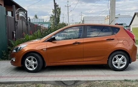 Hyundai Solaris II рестайлинг, 2014 год, 790 000 рублей, 3 фотография