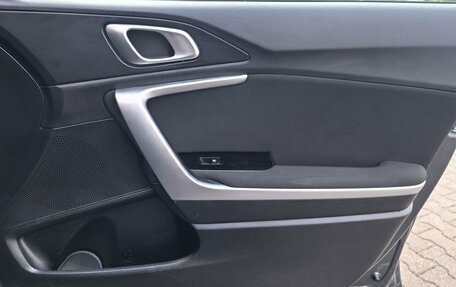KIA cee'd III, 2022 год, 2 299 000 рублей, 13 фотография
