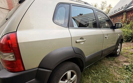 Hyundai Tucson III, 2007 год, 800 000 рублей, 1 фотография