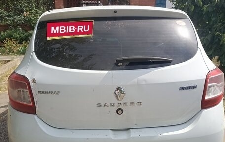 Renault Sandero II рестайлинг, 2016 год, 380 000 рублей, 1 фотография