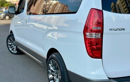 Hyundai H-1 II рестайлинг, 2016 год, 2 595 000 рублей, 10 фотография
