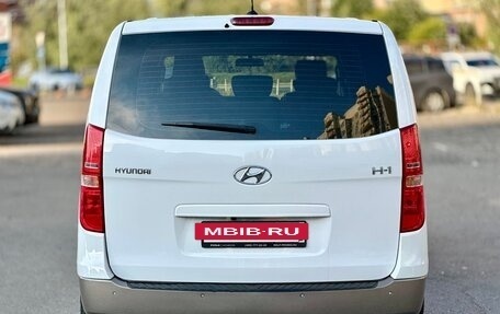 Hyundai H-1 II рестайлинг, 2016 год, 2 595 000 рублей, 8 фотография