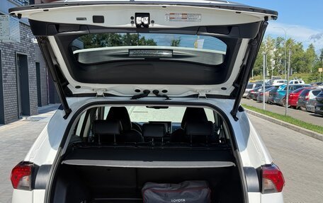 Toyota RAV4, 2020 год, 2 950 000 рублей, 18 фотография