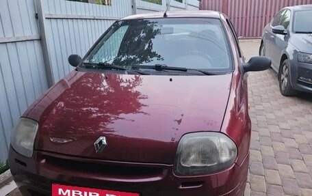 Renault Clio III, 2000 год, 200 000 рублей, 2 фотография
