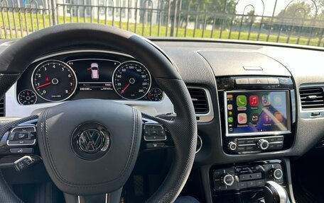 Volkswagen Touareg III, 2013 год, 2 600 000 рублей, 13 фотография