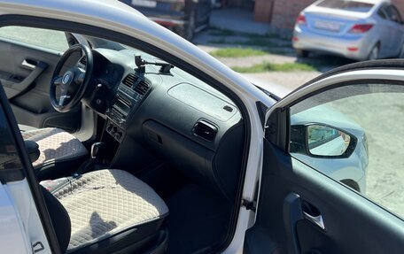 Volkswagen Polo VI (EU Market), 2010 год, 435 000 рублей, 6 фотография