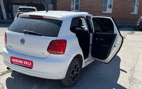 Volkswagen Polo VI (EU Market), 2010 год, 435 000 рублей, 8 фотография