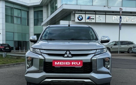 Mitsubishi L200 IV рестайлинг, 2022 год, 3 999 000 рублей, 2 фотография
