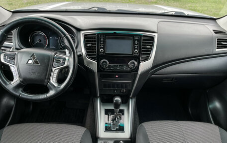 Mitsubishi L200 IV рестайлинг, 2022 год, 3 999 000 рублей, 12 фотография