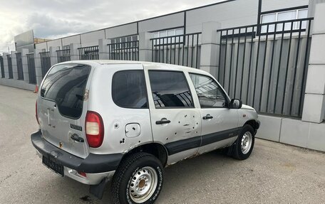 Chevrolet Niva I рестайлинг, 2006 год, 109 000 рублей, 2 фотография