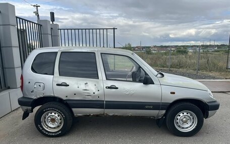 Chevrolet Niva I рестайлинг, 2006 год, 109 000 рублей, 5 фотография