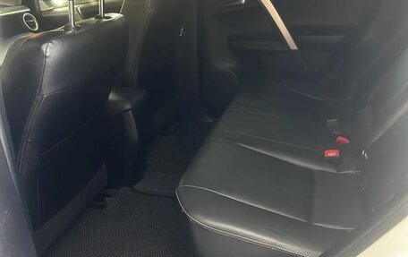 Toyota RAV4, 2014 год, 1 840 000 рублей, 8 фотография