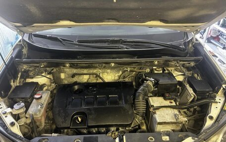 Toyota RAV4, 2014 год, 1 840 000 рублей, 11 фотография